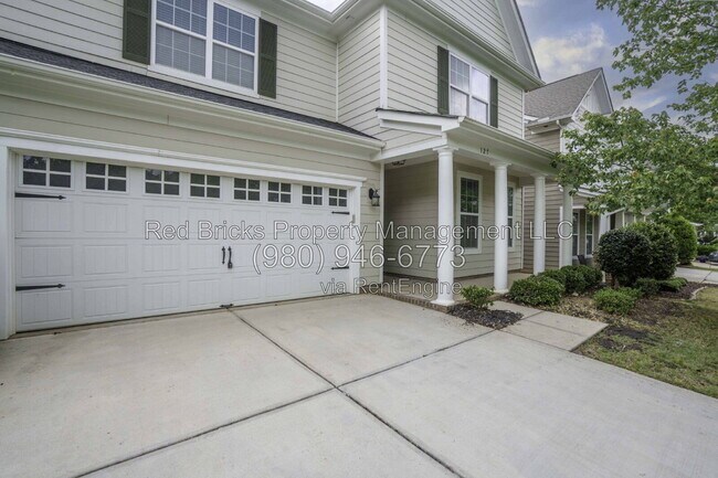 Building Photo - 127 Blossom Ridge Dr