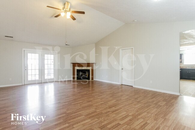 Building Photo - 11413 Kristen Cir