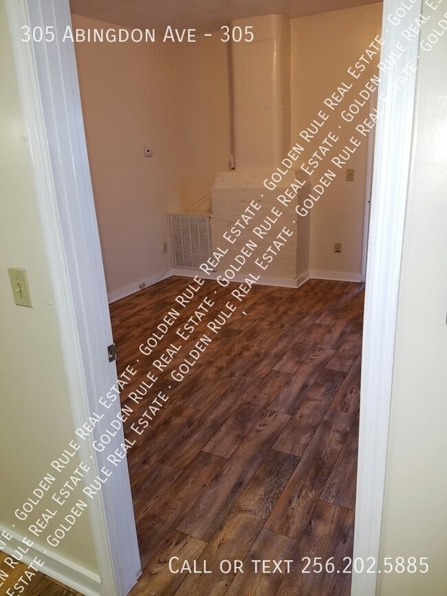 Foto del edificio - 305 Abingdon Ave NW