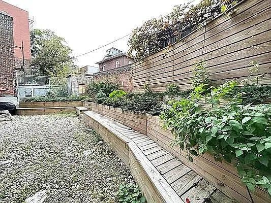 Building Photo - 3 bedroom in Bronx NY 10468