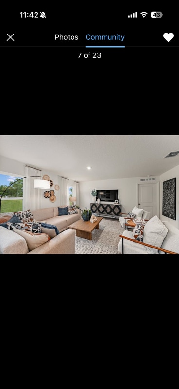 Foto del edificio - 11296 Elgin Blvd