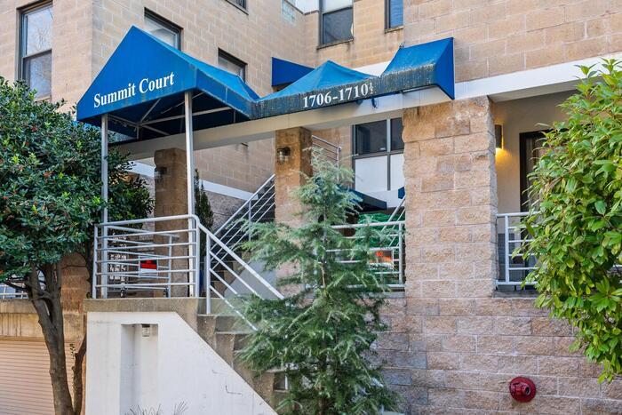 Photo - 1710 Summit Pl NW (Washington, DC)
