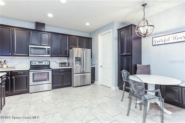 Foto del edificio - 7804 Loren Cove Dr