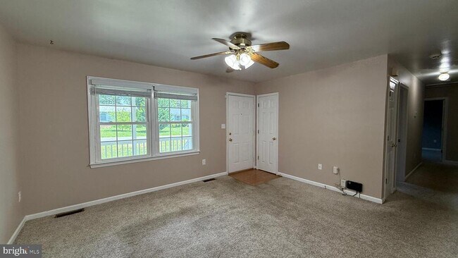 Building Photo - 5902 Griffith Way