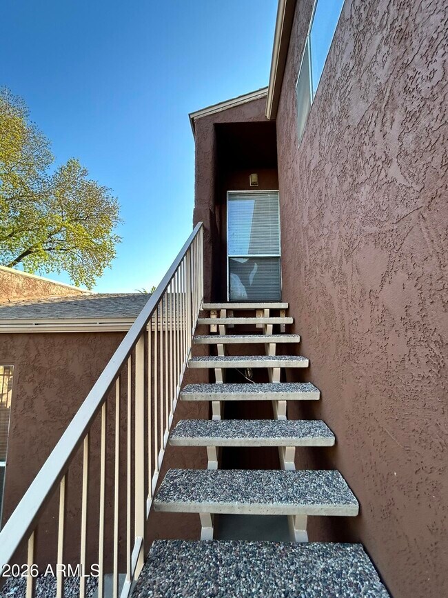 Foto del edificio - 2652 E Oakleaf Dr