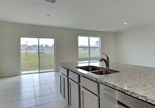 Building Photo - 5246 Mahogany Dr