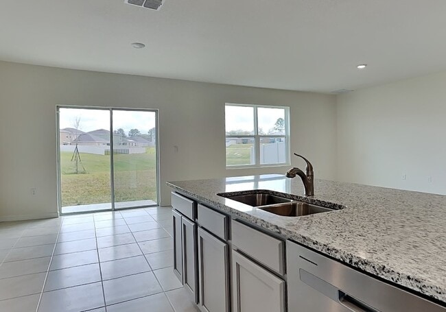 Foto del edificio - 5246 Mahogany Dr