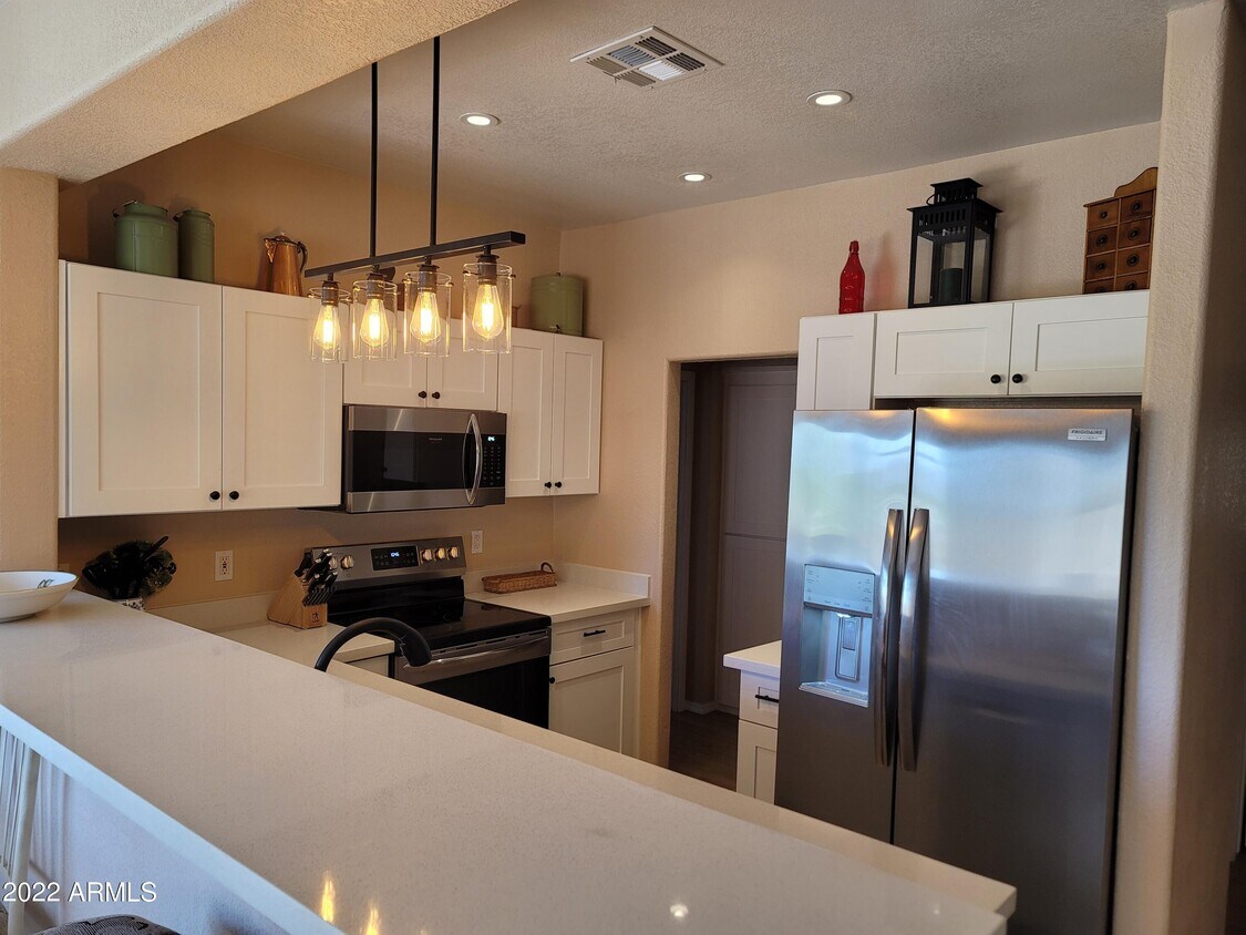 16616 E Gunsight Dr Unit 117, Fountain Hills, AZ 85268 Room for Rent