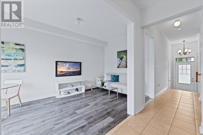 Building Photo - 50 Pearcey Cr