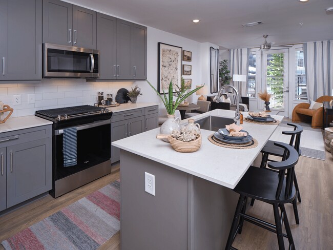 Building Photo - Eden at Lakeview