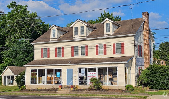 Building Photo - 1165 York Rd