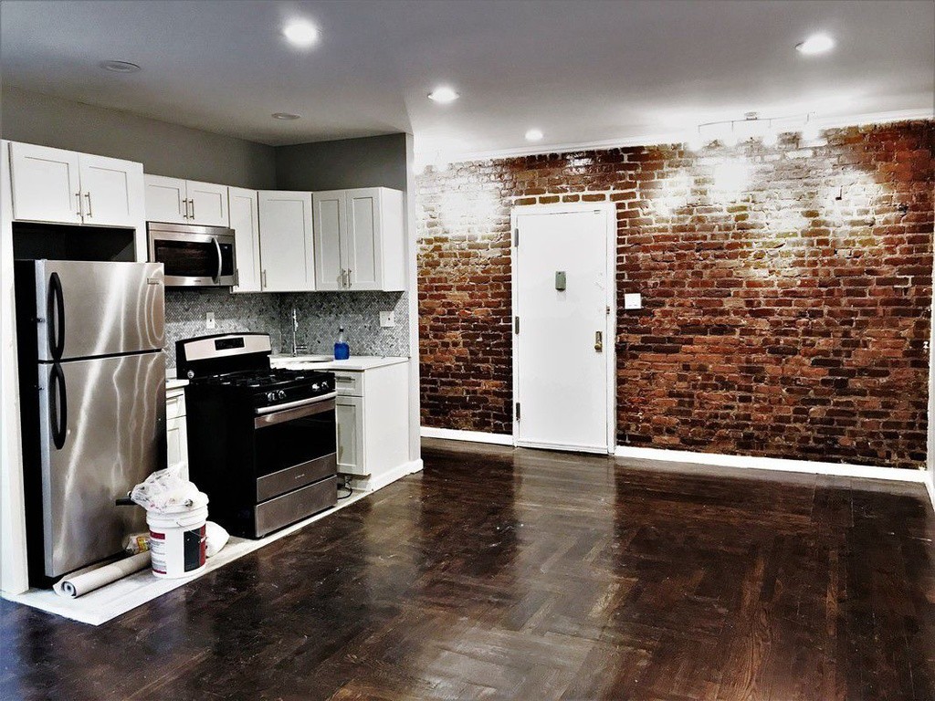 Foto principal - 2592 Creston Ave