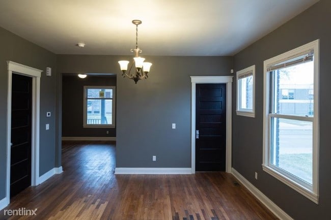 Building Photo - 2 br, 1 bath Apartment - 2684 Ewald Cir