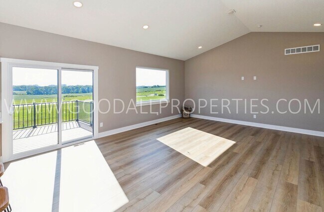 Foto del edificio - Stunning ranch-style home in Altoona featuring 4 bedrooms and 3 bathrooms, with a finished walk-o...