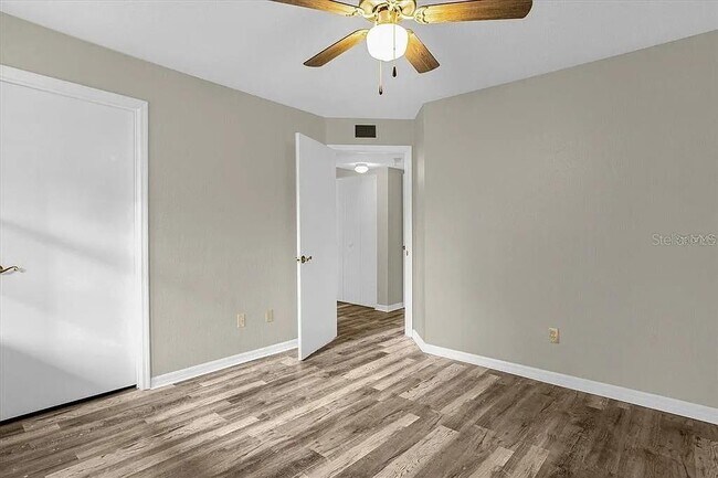 Foto del edificio - 7210 Westpointe Blvd