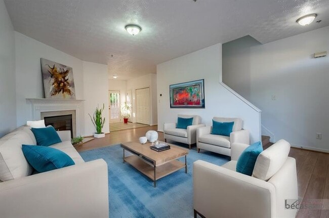 Foto del edificio - 2432 Avery Park Ct