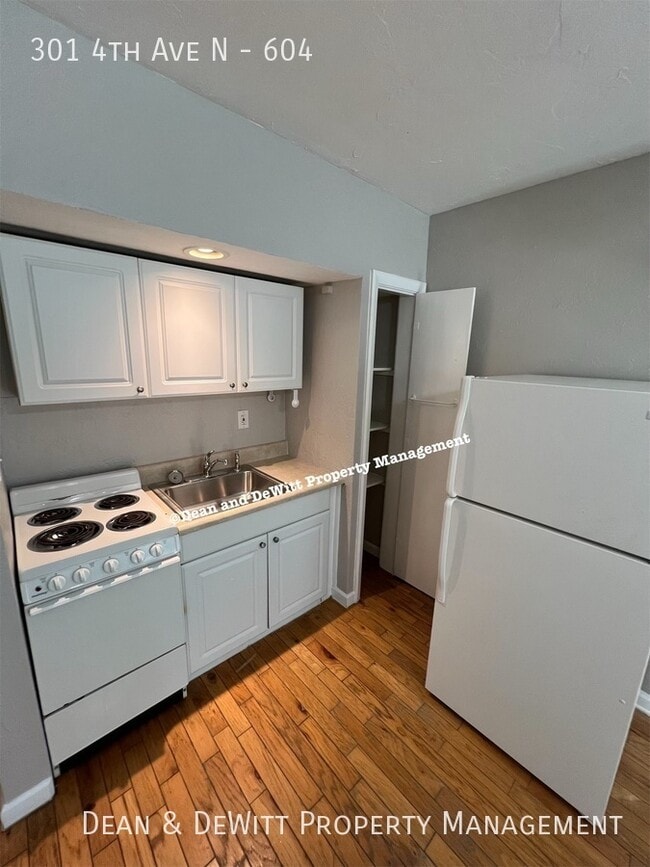 Building Photo - Studio Bed/1 Bath - Unit 604