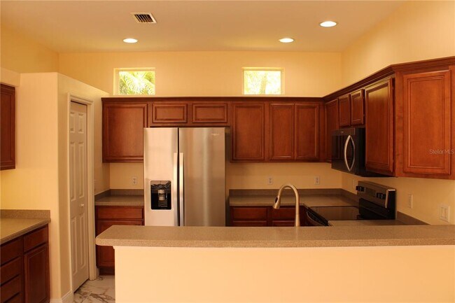 Foto del edificio - 7803 33rd St E