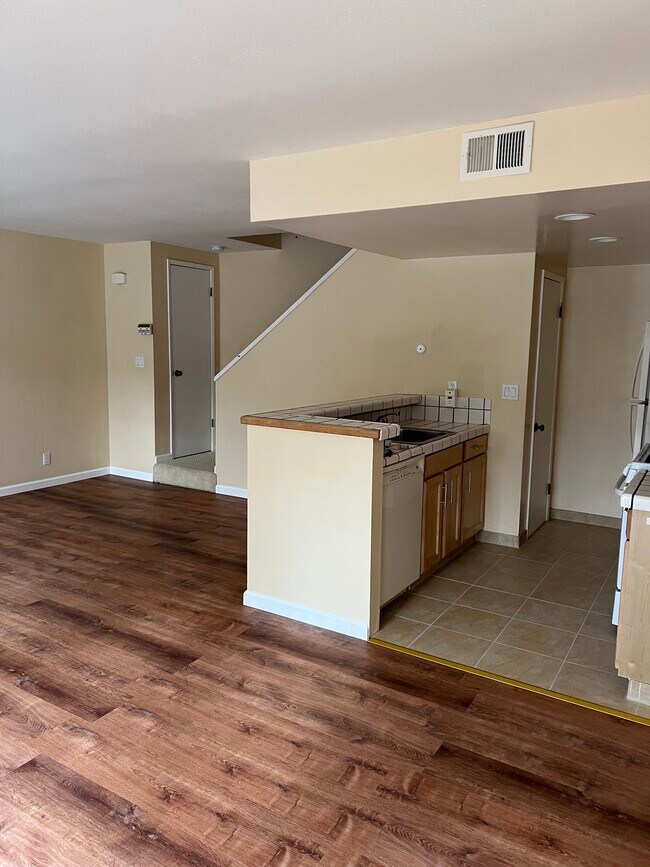 Kitchen to stairway - 800 Villa Ln