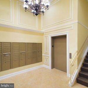 Foto del edificio - 6108 Talbot Way