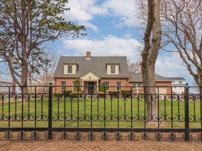 Building Photo - 16 State Park Rd