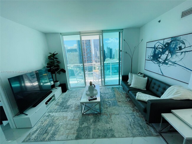 Foto del edificio - 950 Brickell Bay Dr