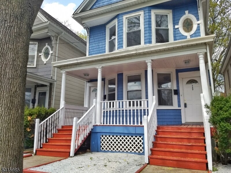 Primary Photo - 489 Hamilton St