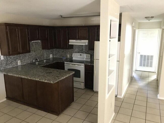 Foto del edificio - 1909 S 38th St