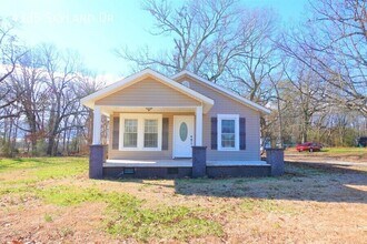 Building Photo - 4385 Skyland Dr