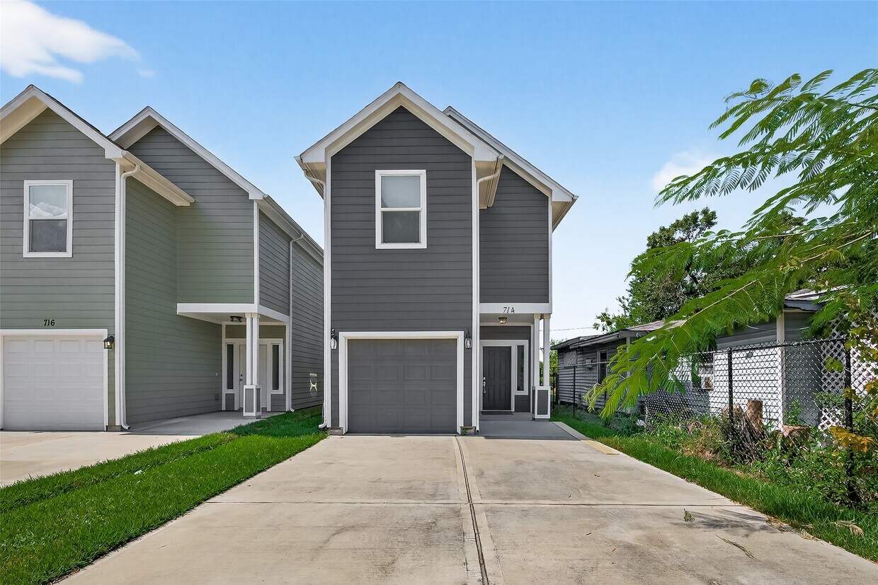 Foto principal - 714 Zoe St