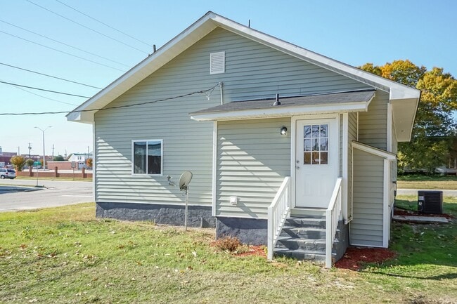 Foto del edificio - Amazing Three Bedroom Home!