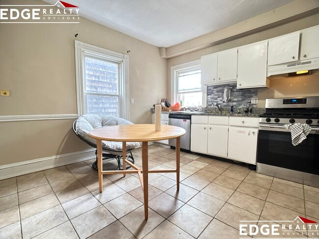 Photo - 43 Pratt St Apartment