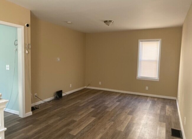 Building Photo - 408 Magnolia St