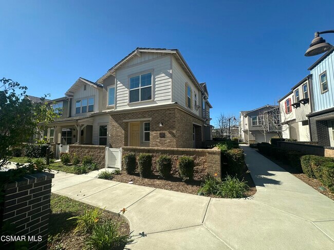 Foto del edificio - 139 Farmhouse Dr