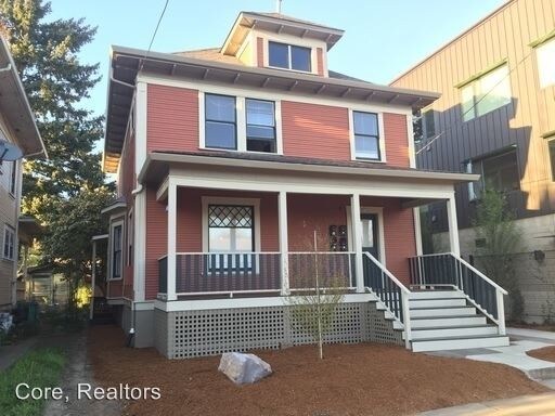 Foto principal - 3745 SE Belmont St