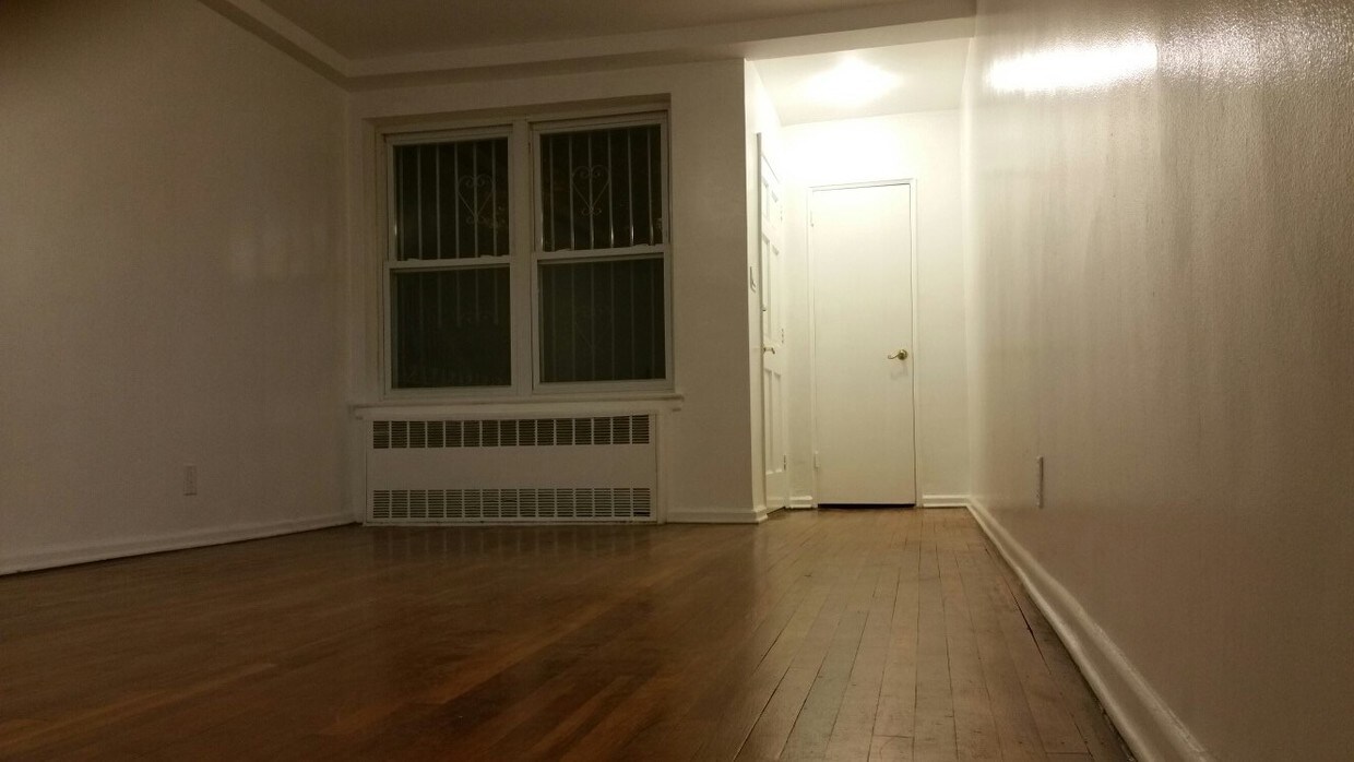 Living area - 2550 73rd St