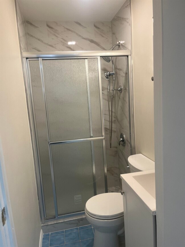 Foto del edificio - 653 39th St