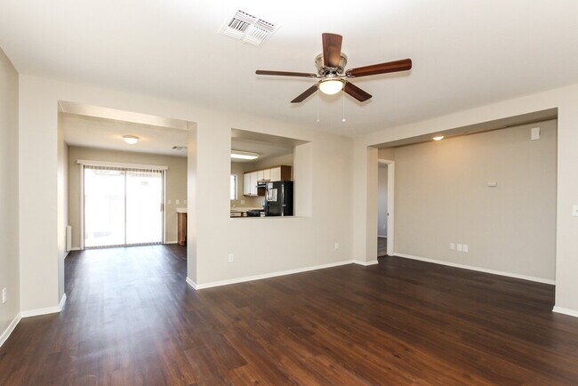 Building Photo - 10546 W Carlota Ln