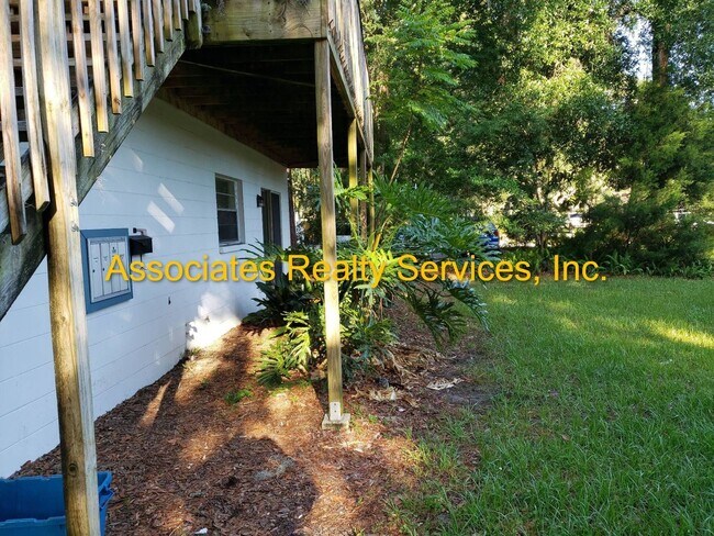 Building Photo - 535 NW 26th Ave