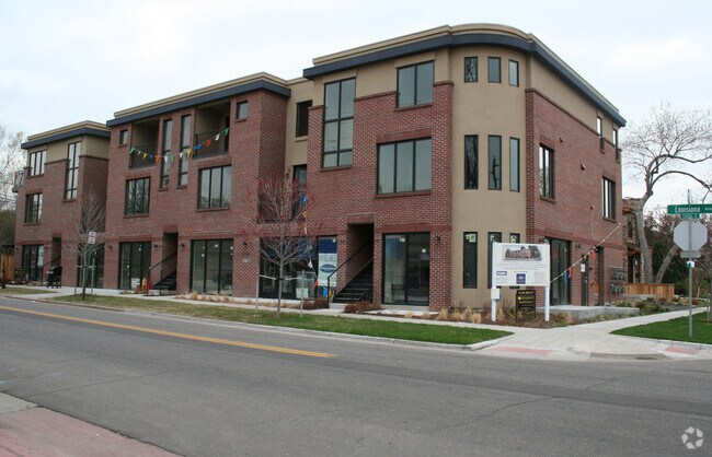 Primary Photo - Clayton Town Center
