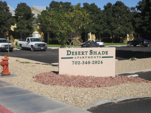Building Photo - 261 Sunvalley Dr
