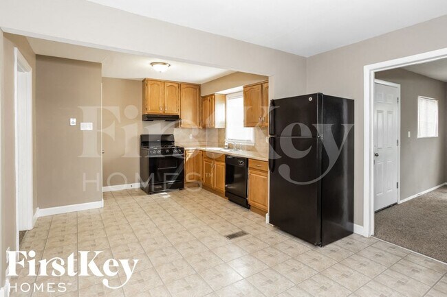 Building Photo - 1290 Washington St