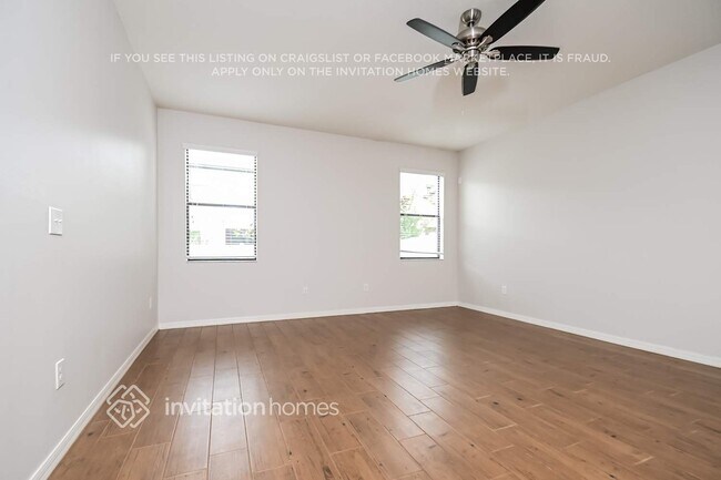 Foto del edificio - 2708 Garden Falls Dr