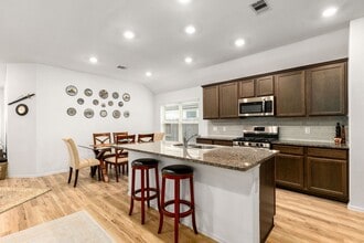 Building Photo - 26611 Daylily Grove St