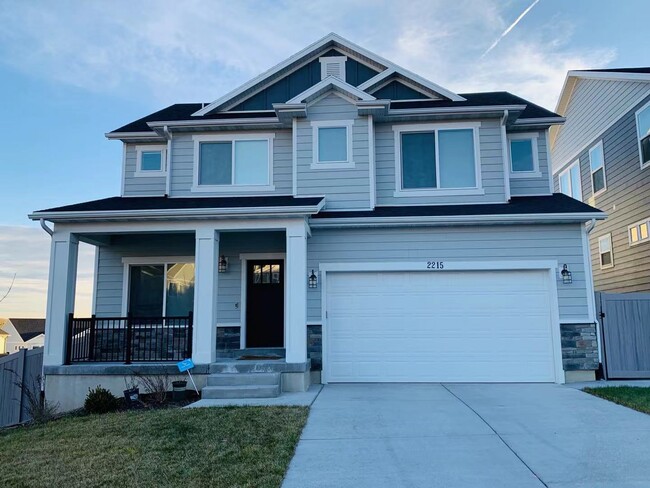 Building Photo - 2215 W Northridge Dr