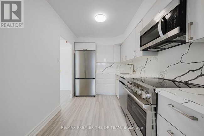 Building Photo - 70 Old Sheppard Ave