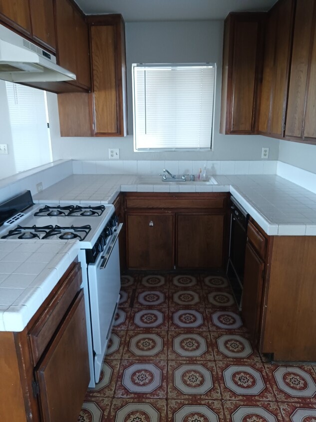 Photo - 11609 Oxford Ave (Hawthorne, CA)
