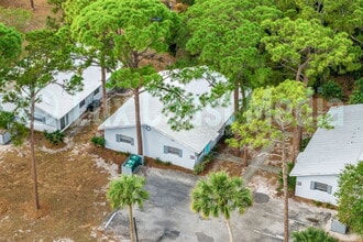 Building Photo - 1486 40th Ave