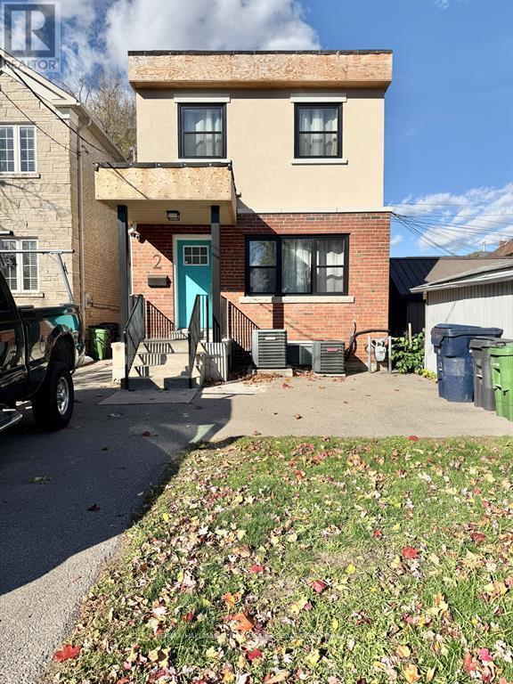 Building Photo - 2 Coates Ave