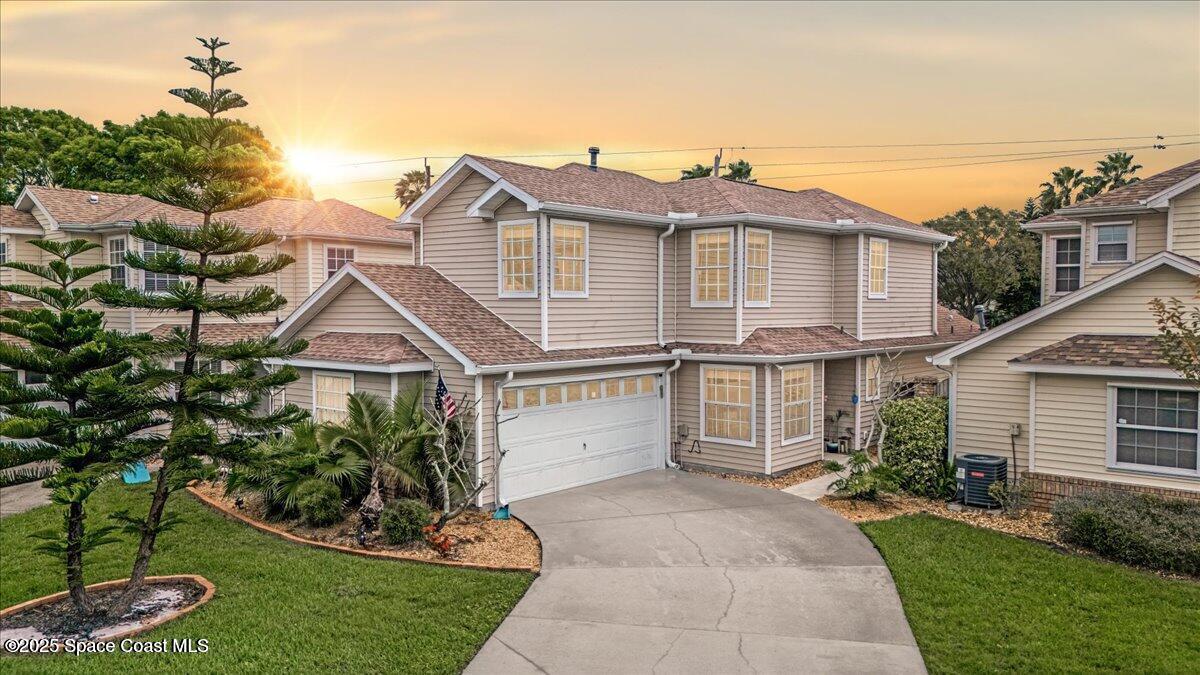 Foto principal - 1599 Pga Blvd